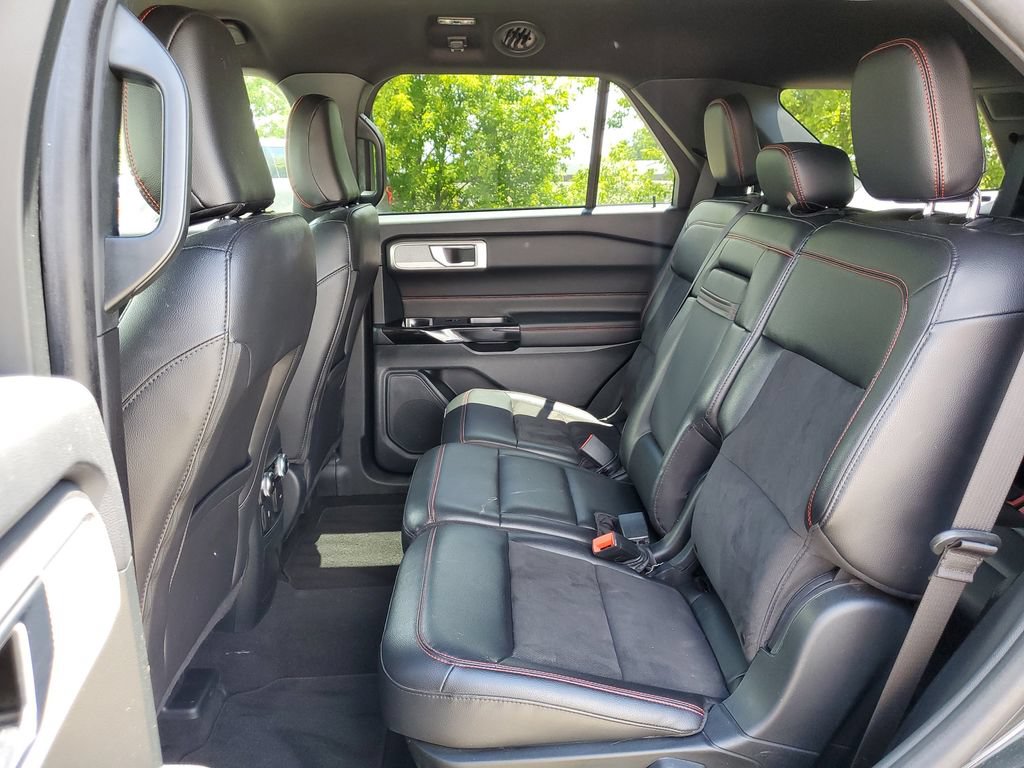 Certified 2023 Ford Explorer ST-Line AWD/4WD image 14