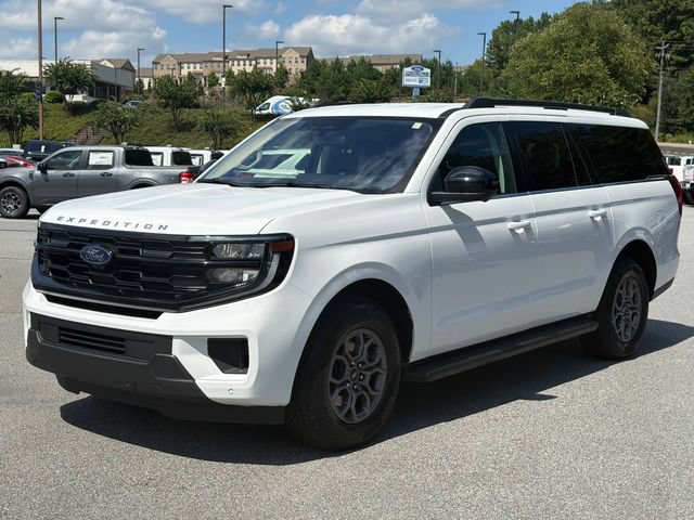 Certified 2025 Ford Expedition Max Active RWD image 3