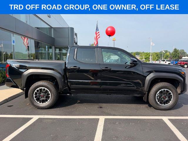 Used 2024 Toyota Tacoma TRD Off-Road AWD/4WD image 4