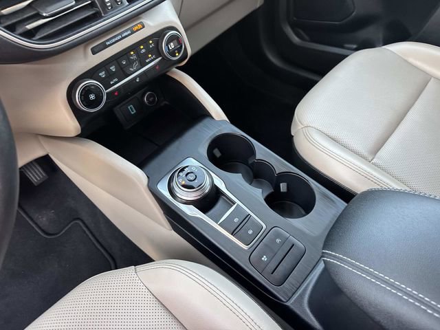 Certified 2020 Ford Escape SEL image 26