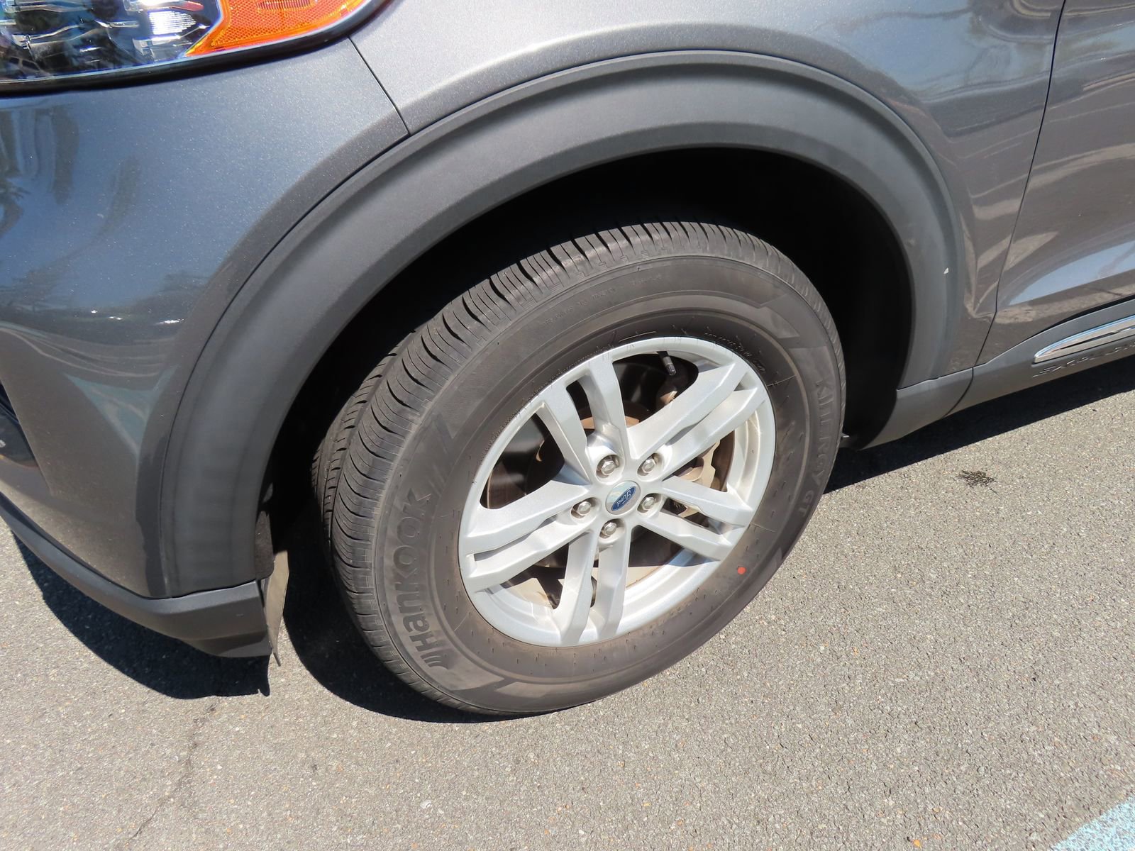 Certified 2022 Ford Explorer XLT AWD/4WD image 11