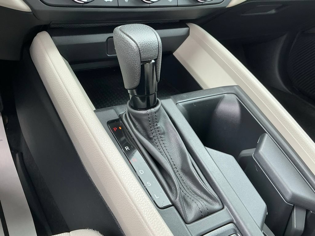 Used 2024 Honda Accord LX image 40