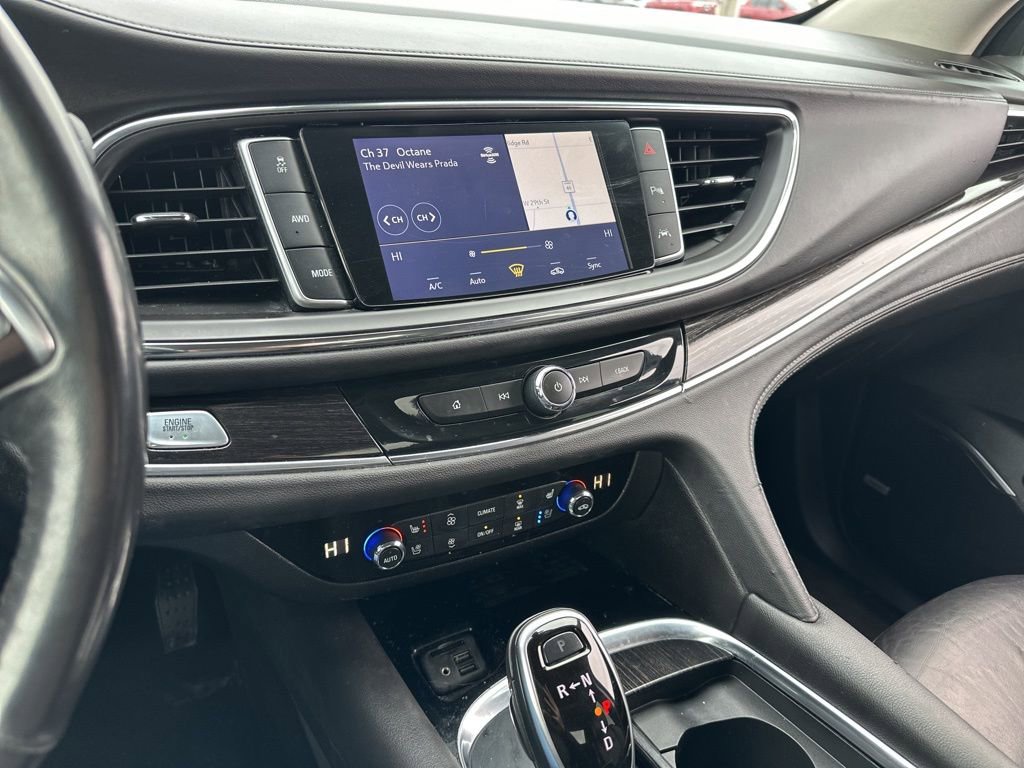 Used 2021 Buick Enclave Avenir w/ Avenir Technology Package image 55