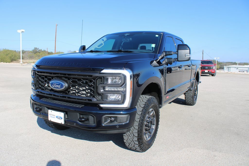 Certified 2024 Ford F250 Lariat w/ Lariat Ultimate Package image 4