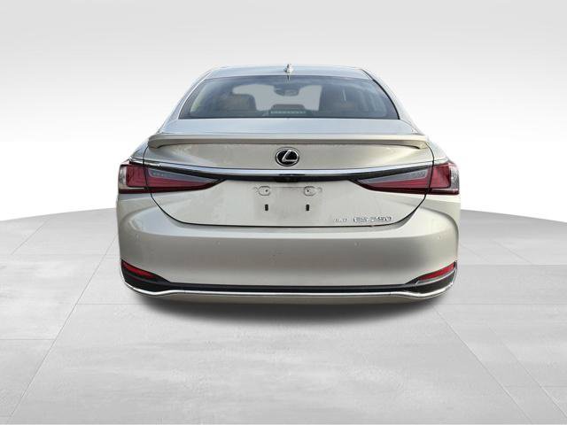Used 2022 Lexus ES 250 w/ Premium Package AWD/4WD image 9