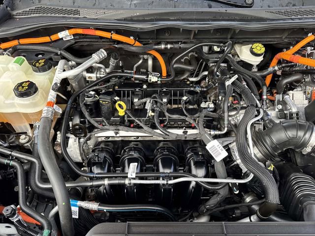 Certified 2021 Ford Escape Titanium image 37