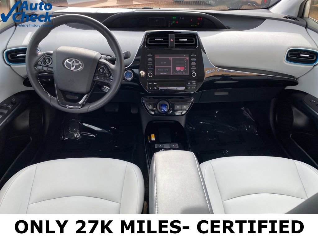 Used 2020 Toyota Prius XLE w/ Advanced Technology Package image 19