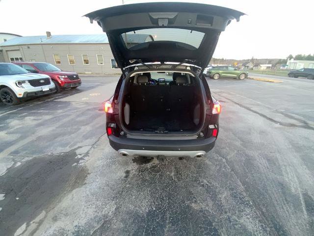 Certified 2022 Ford Escape Titanium w/ Class II Trailer Tow Package image 24