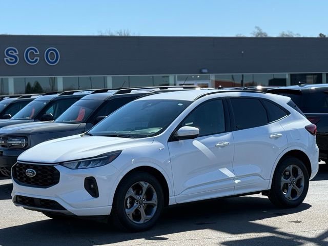 Certified 2023 Ford Escape ST-Line Select w/ Tech Pack #2 AWD/4WD image 32