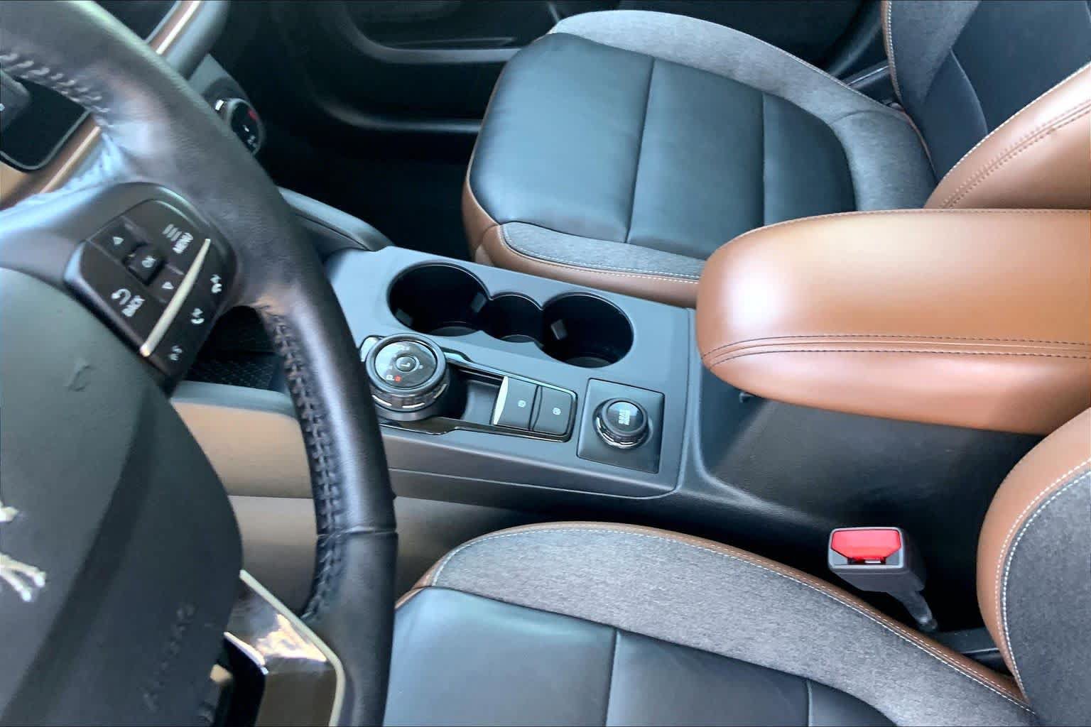 Certified 2022 Ford Bronco Sport Outer Banks AWD/4WD image 17