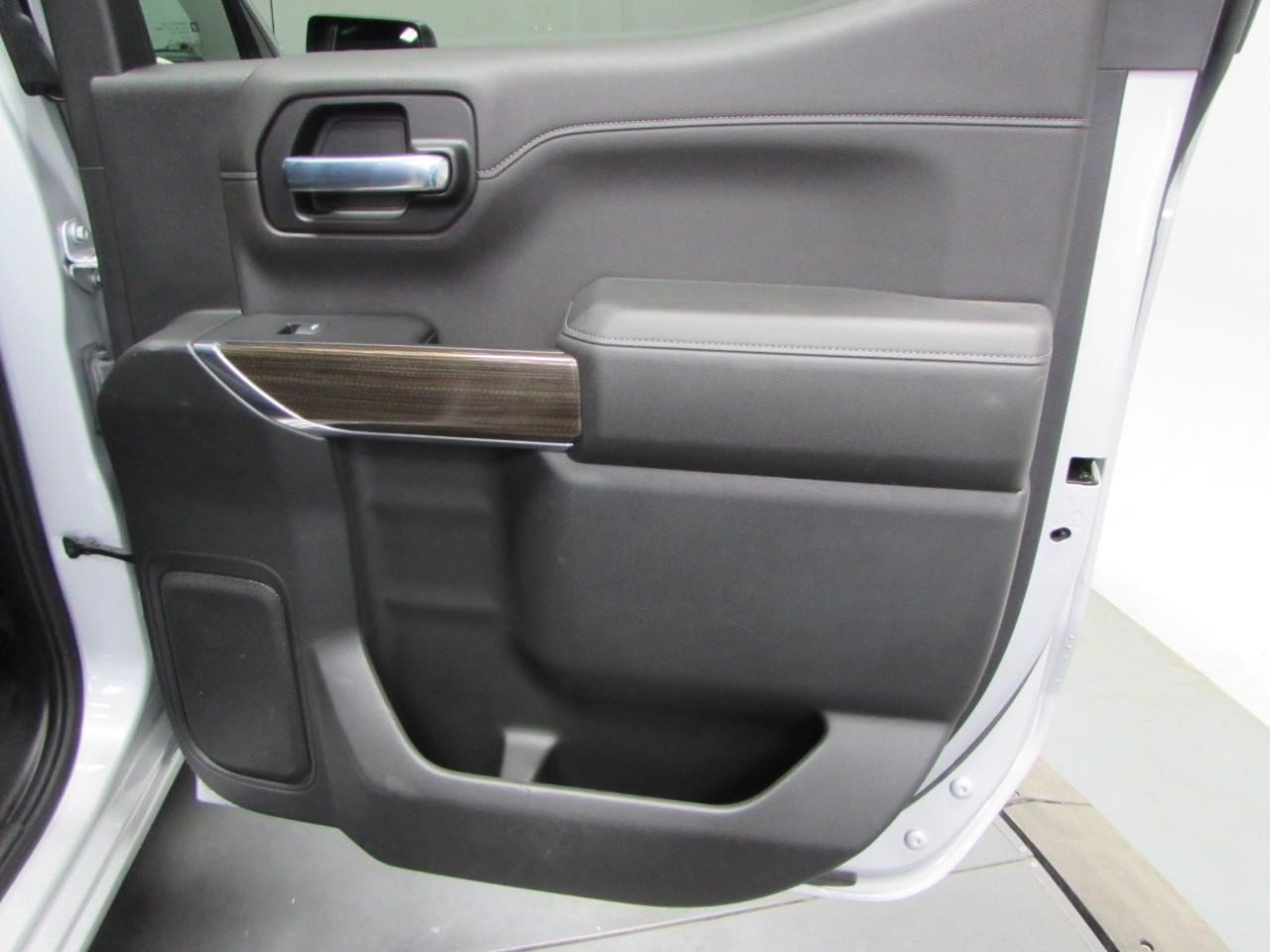 Used 2019 Chevrolet Silverado 1500 RST w/ All-Star Edition AWD/4WD image 18
