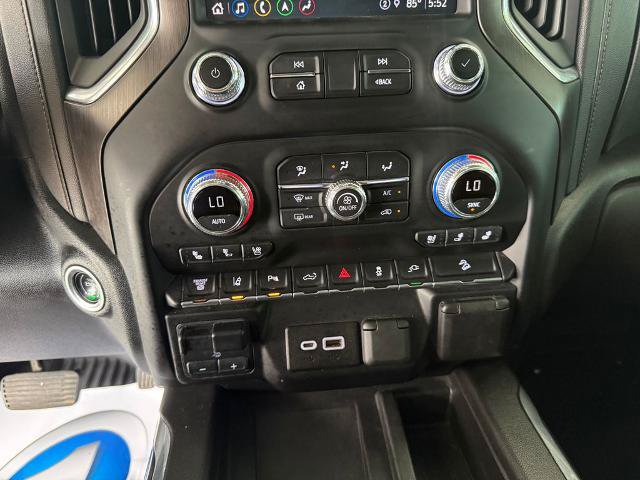 Used 2022 GMC Sierra 2500 AT4 w/ AT4 Preferred Package AWD/4WD image 15