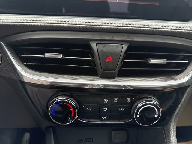 Used 2024 Buick Encore GX Sport Touring AWD/4WD image 23