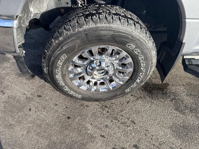 Certified 2021 Ford F250 XLT w/ XLT Premium Package image 11