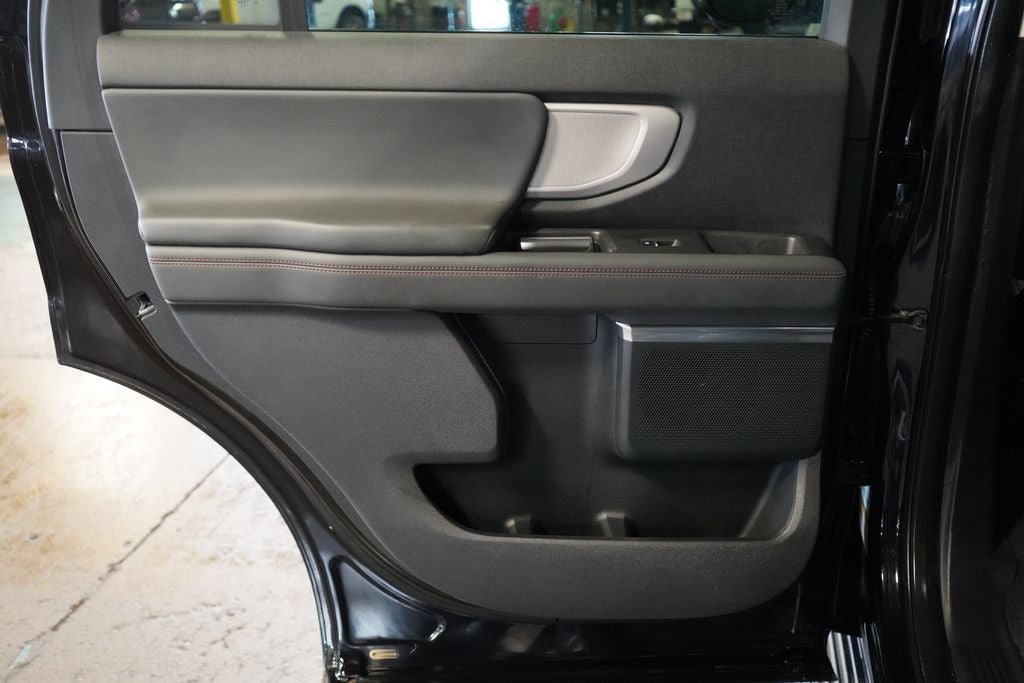 Certified 2025 Ford Expedition Active AWD/4WD image 22