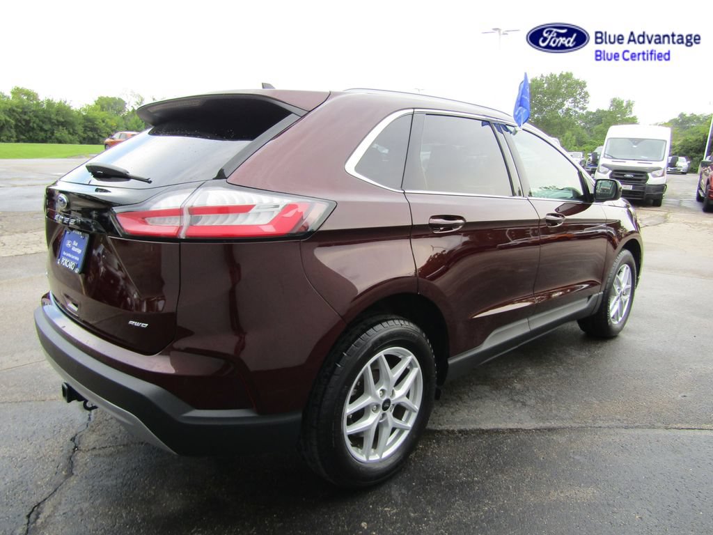 Certified 2024 Ford Edge SEL w/ Convenience Package AWD/4WD image 10