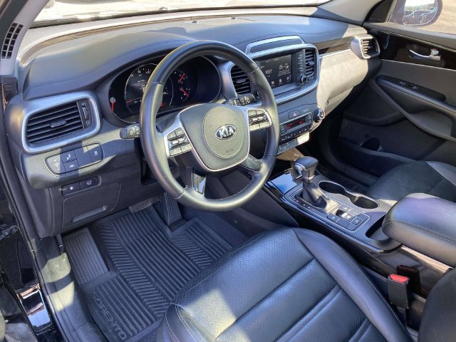 Used 2020 Kia Sorento EX FWD image 12