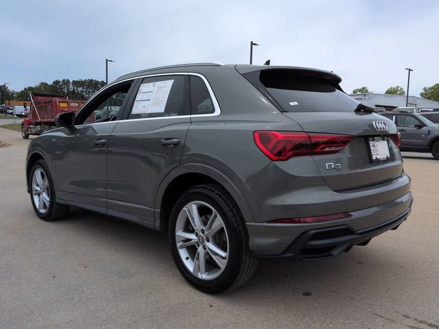 Used 2020 Audi Q3 2.0T Premium w/ Convenience Package image 2