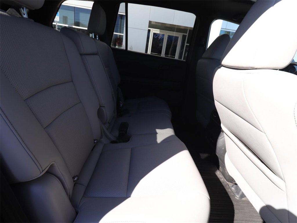 Used 2024 Honda Passport EX-L image 23