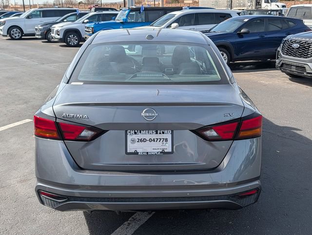 Used 2024 Nissan Altima 2.5 SV image 4