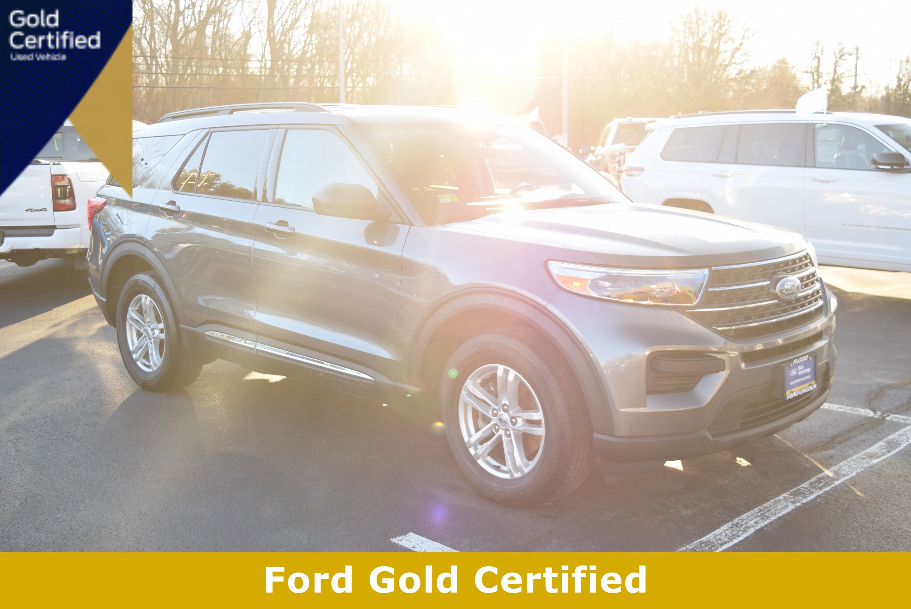 Certified 2023 Ford Explorer XLT image 1