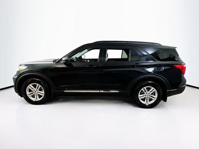 Certified 2021 Ford Explorer XLT w/ Equipment Group 202A image 2