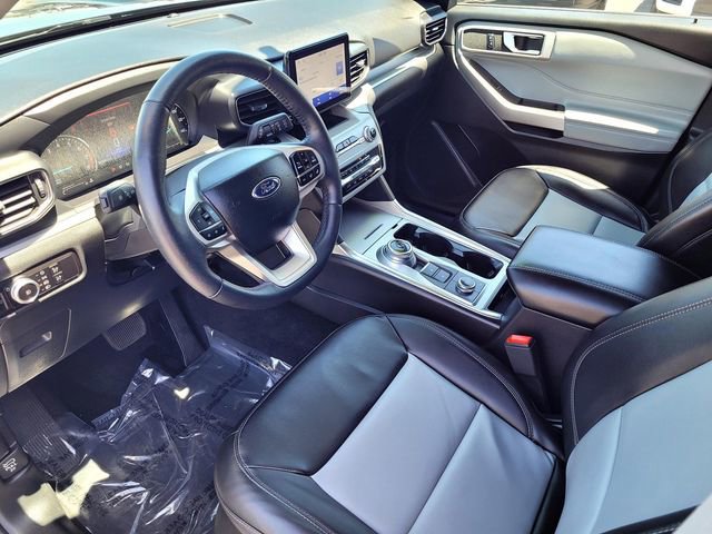 Certified 2023 Ford Explorer XLT w/ Equipment Group 202A AWD/4WD image 10