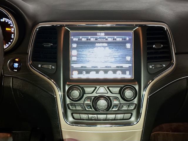 Used 2017 Jeep Grand Cherokee Limited image 15