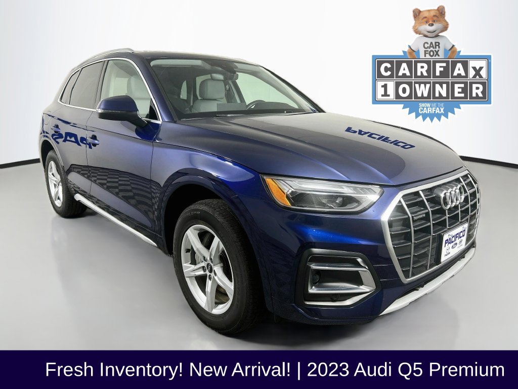 Used 2023 Audi Q5 2.0T Premium w/ Convenience Package AWD/4WD image 1