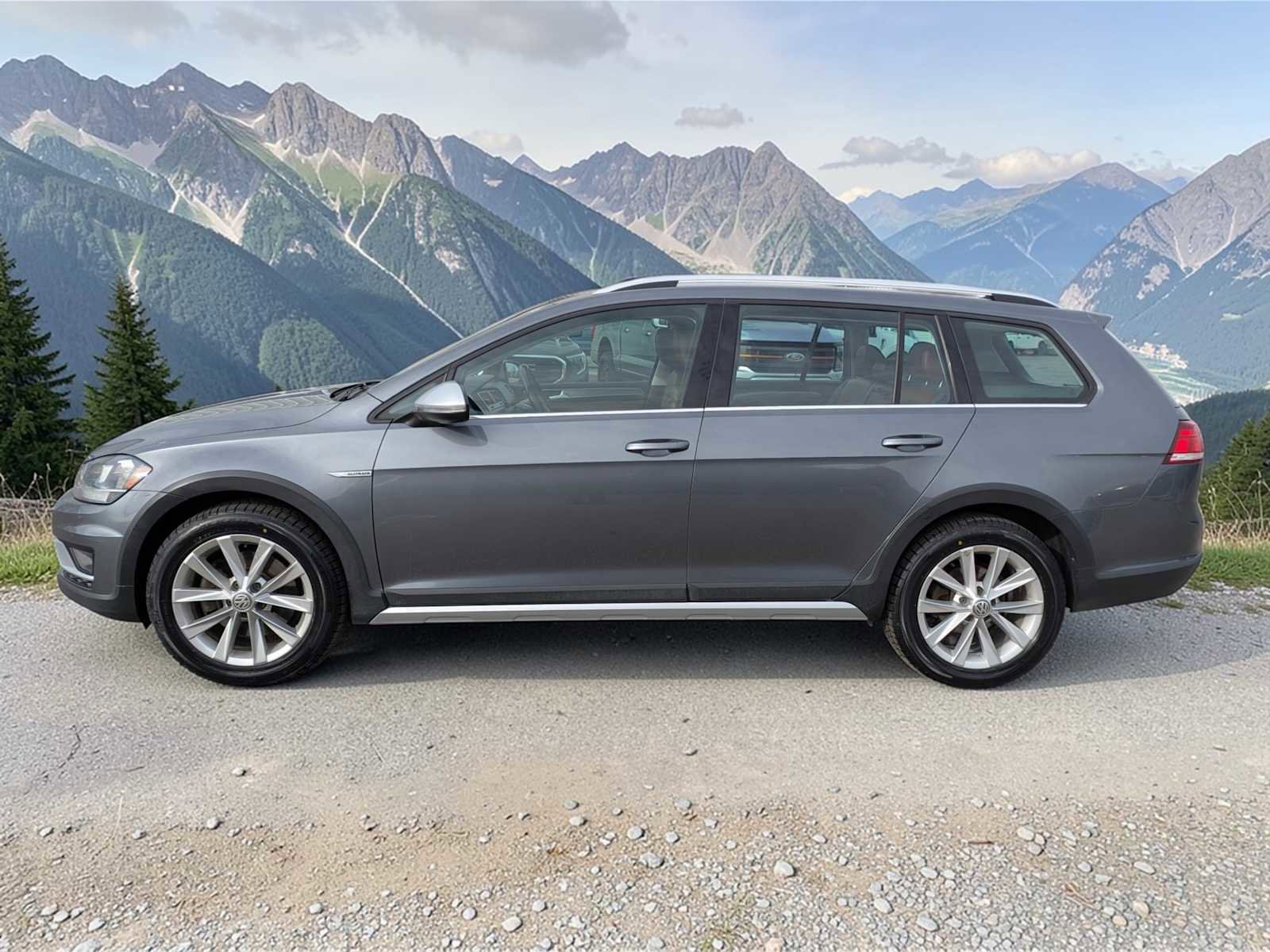 Used 2019 Volkswagen Golf Alltrack S image 6