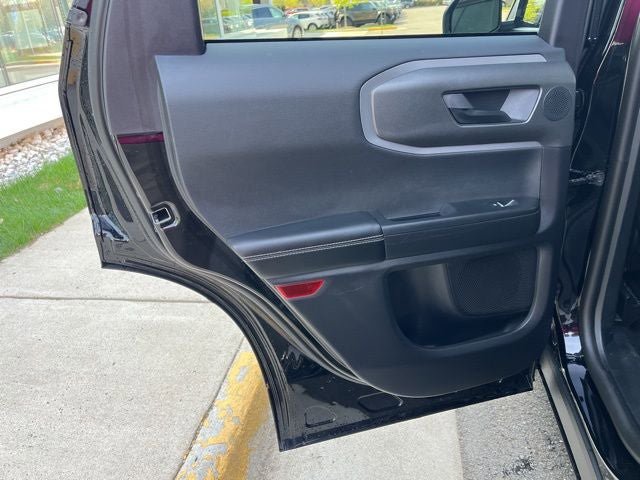 Certified 2025 Ford Bronco Sport Outer Banks w/ Outer Banks Tech Package+ AWD/4WD image 18