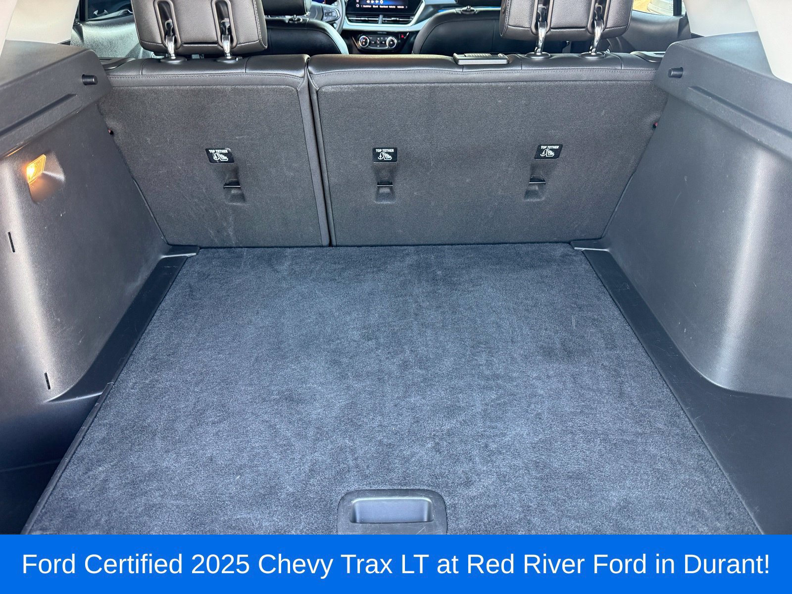 Used 2025 Chevrolet Trax LT FWD image 20