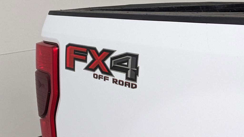 Certified 2022 Ford F350 XLT w/ FX4 Off-Road Package AWD/4WD image 35