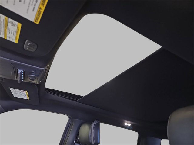 Certified 2021 Ford F350 Platinum w/ Tremor Off-Road Package image 29