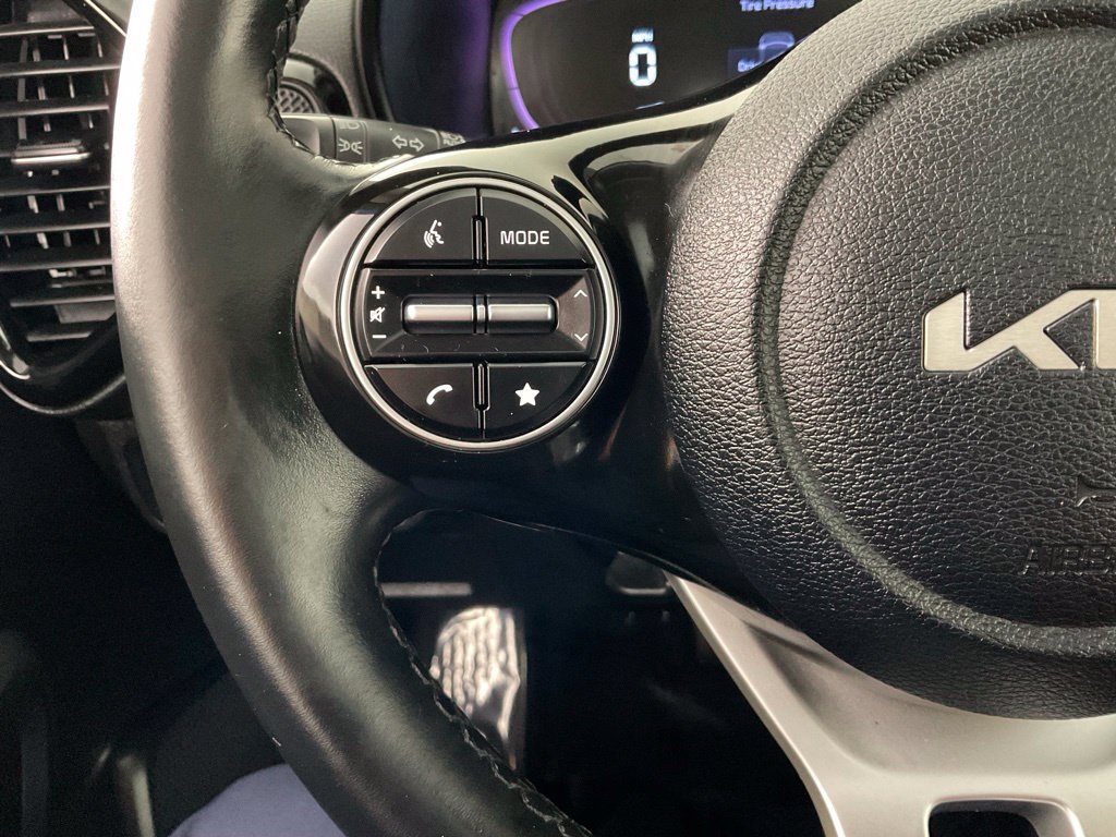 Used 2023 Kia Soul EX FWD image 25