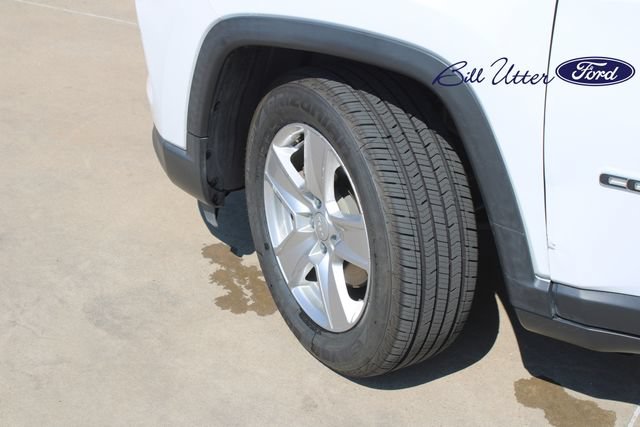 Used 2022 Jeep Compass Latitude w/ Convenience Group FWD image 9