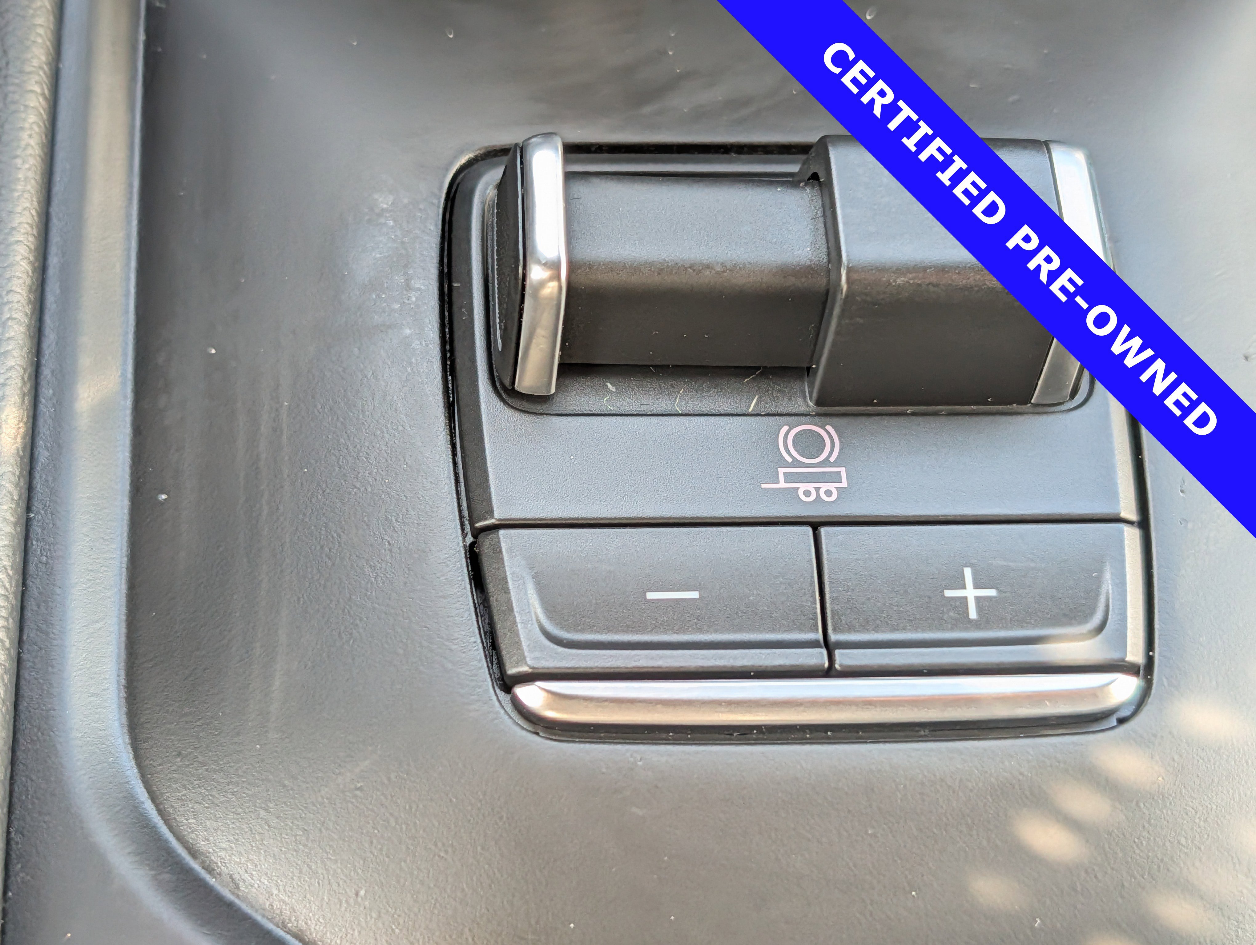 Used 2024 GMC Sierra 1500 Denali AWD/4WD image 34
