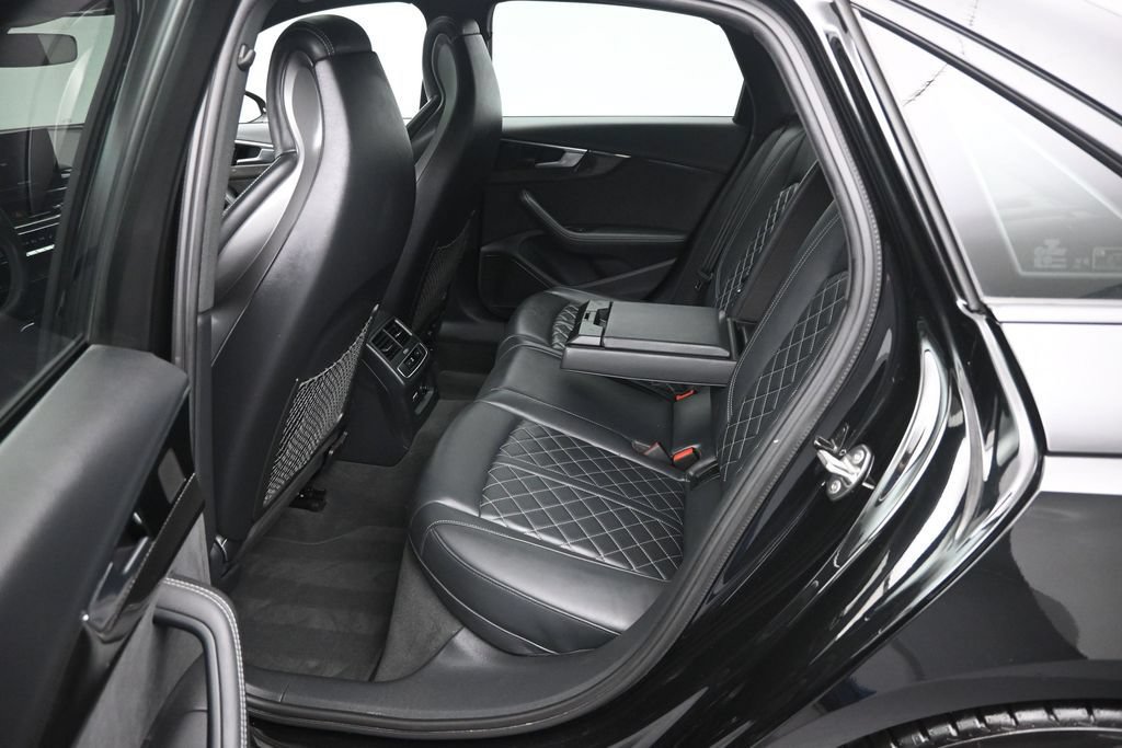 Used 2023 Audi S4 Premium Plus w/ Premium Plus Package AWD/4WD image 19