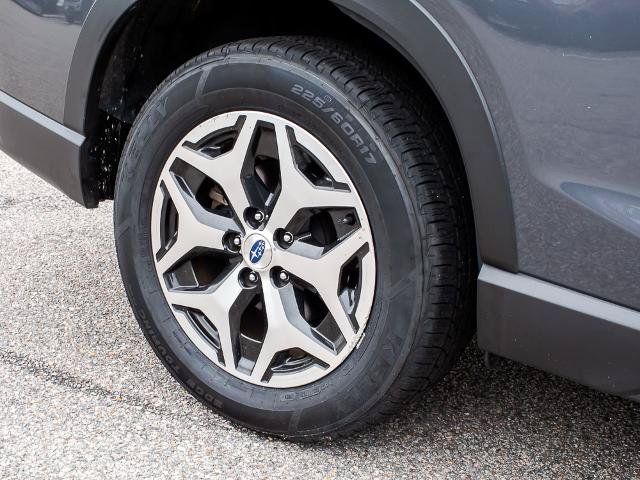 Used 2023 Subaru Forester Premium AWD/4WD image 7