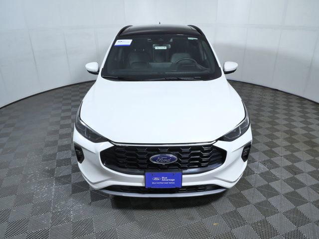 Certified 2024 Ford Escape ST-Line Elite w/ Premium Technology Package AWD/4WD image 3