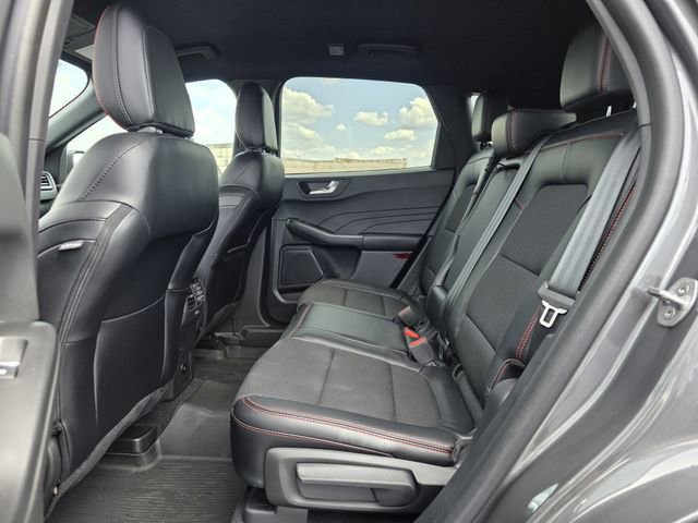 Certified 2023 Ford Escape ST-Line w/ Tech Pack #1 image 17