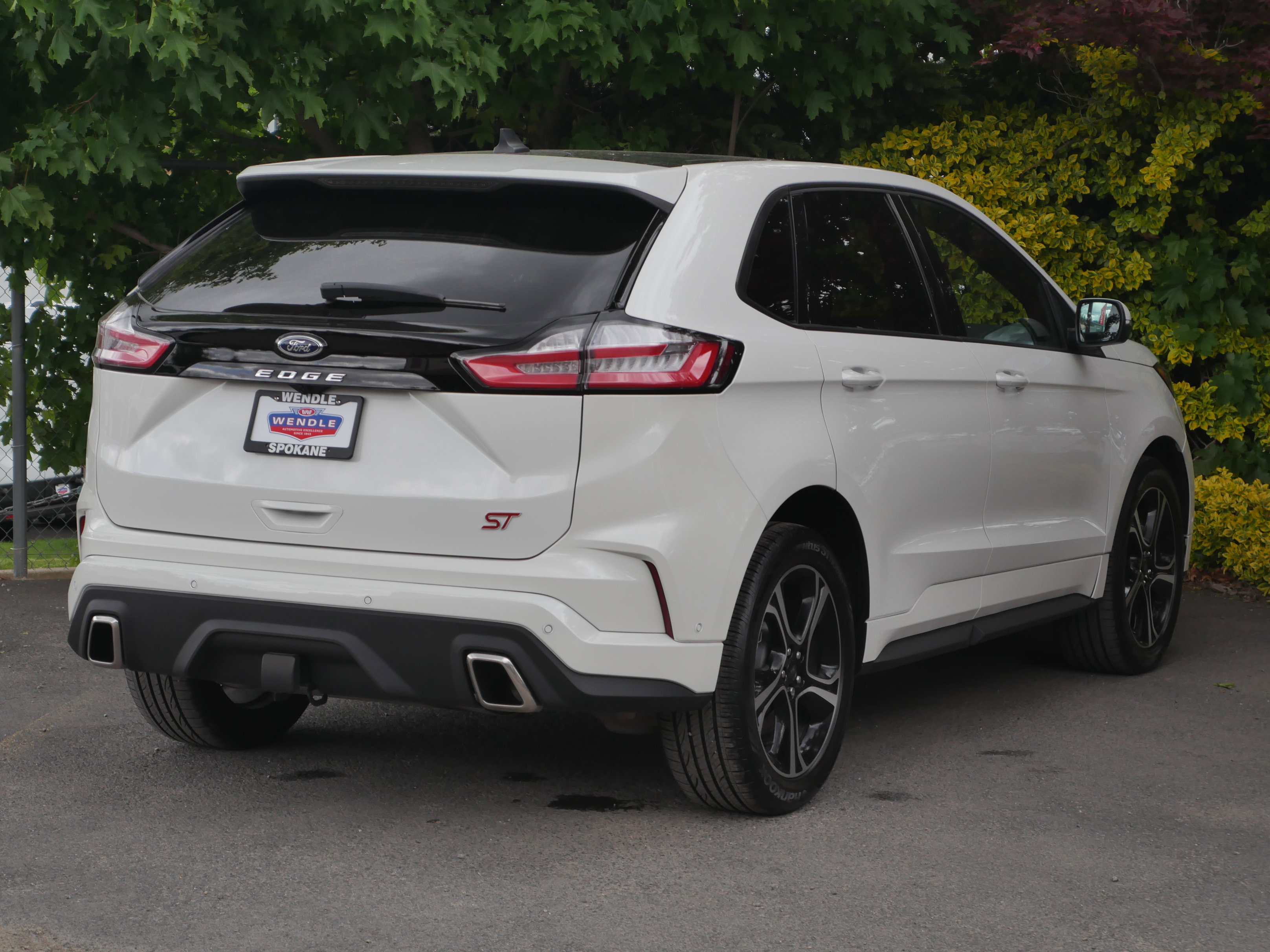 Certified 2022 Ford Edge ST w/ Equipment Group 401A AWD/4WD image 31