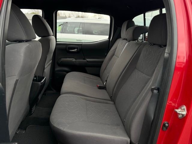 Used 2016 Toyota Tacoma SR image 10