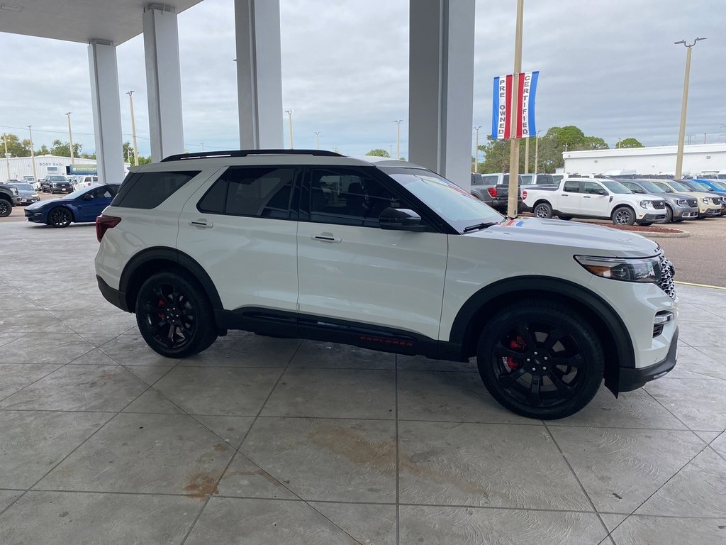 Certified 2024 Ford Explorer ST w/ Equipment Group 401A image 5
