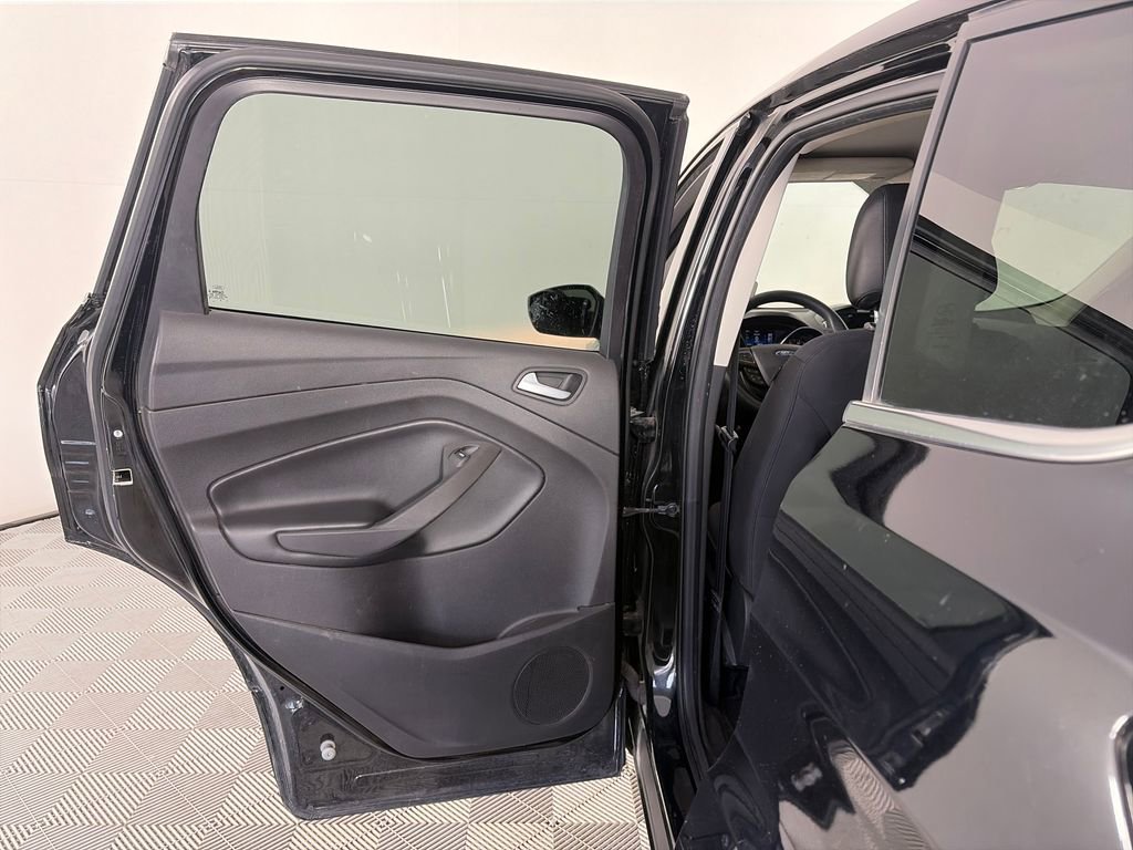 Certified 2017 Ford Escape SE FWD image 12