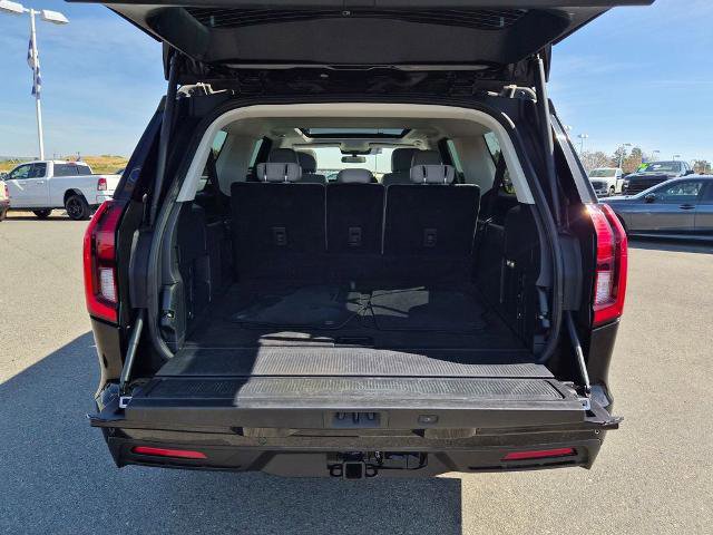 Certified 2025 Ford Expedition Max Active image 10