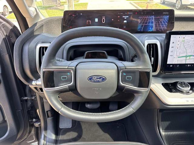 Certified 2025 Ford Expedition Active image 23