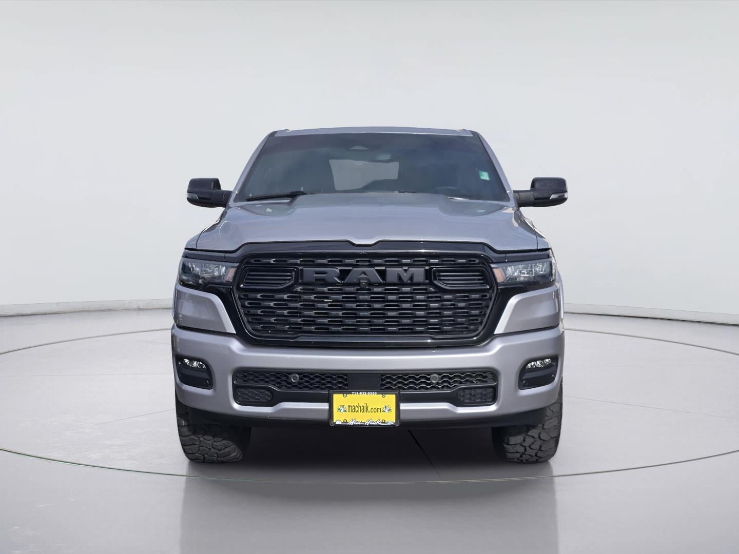 Used 2025 RAM 1500 Lone Star AWD/4WD image 2