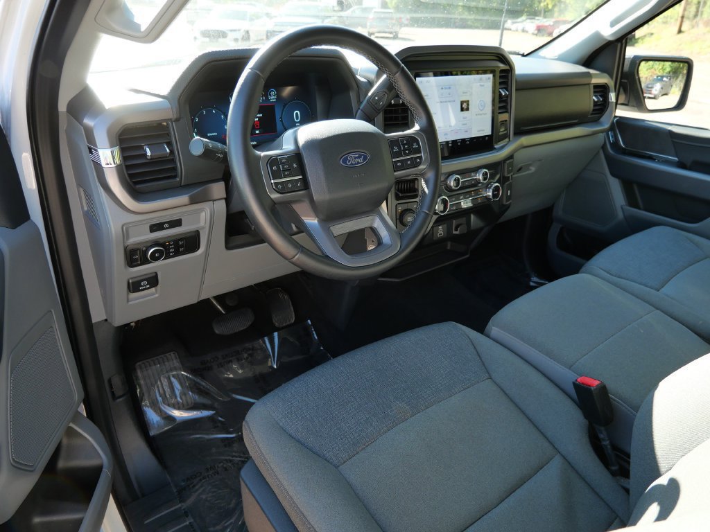 Certified 2025 Ford F150 XLT w/ Equipment Group 301A Standard AWD/4WD image 3