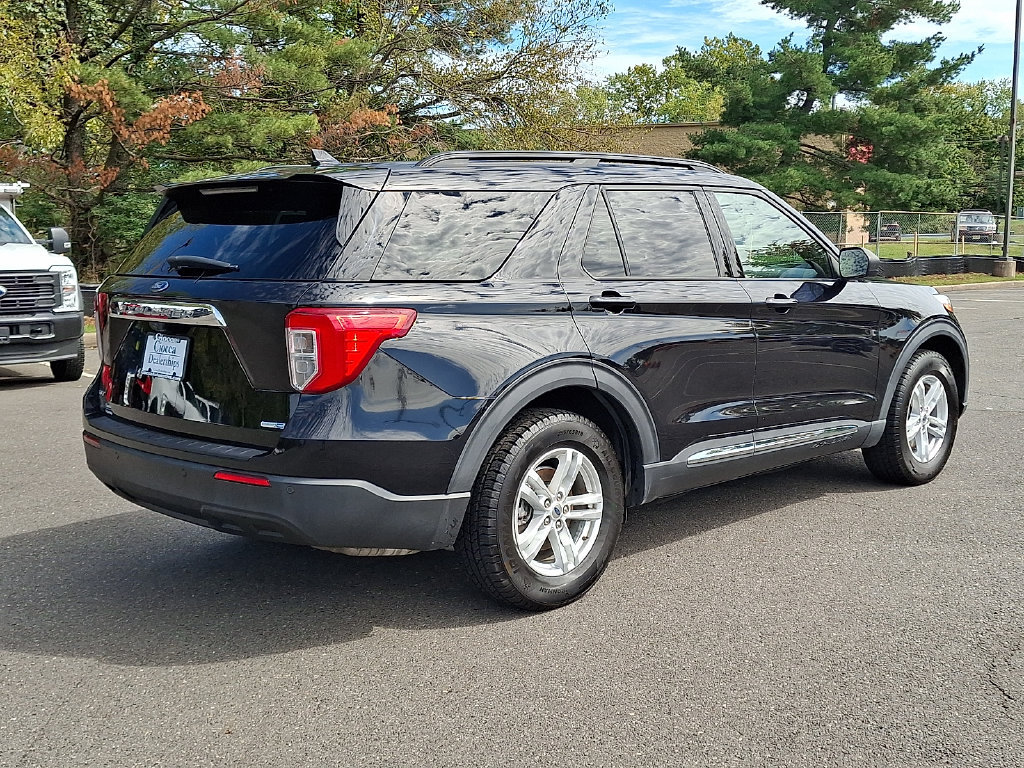 Certified 2020 Ford Explorer XLT AWD/4WD image 9